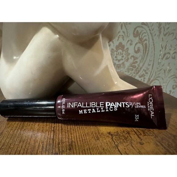 L’Oreal Infallible Paints/Lips Metallic #334 SMOLDERING ECLIPSE Lip Color - Picture 2 of 3
